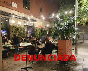 Plaça Emili Vendrell, 1 - Permís per a 8 taules, NOOOOO un annex al vostre local : plantes, llums, taules, pancartes, ... això no !!!